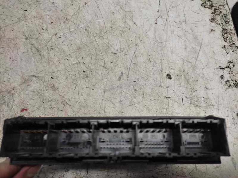 Recambio de caja reles / fusibles para ford mondeo berlina (ge) ambiente referencia OEM IAM 1S7T15K600GA 5WK48731A 