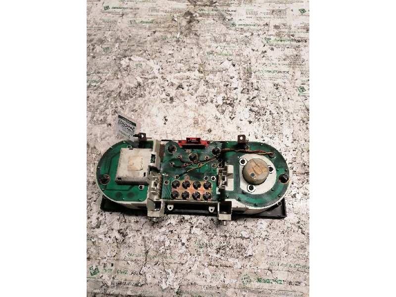 Recambio de cuadro instrumentos para alfa romeo 33 berlina 1.5 referencia OEM IAM 8240239900  