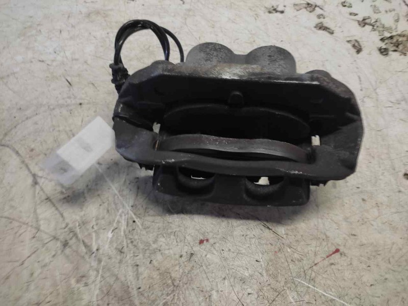 Recambio de pinza freno delantera derecha para mercedes-benz vito (w639) basic, combi referencia OEM IAM 2X4828300  