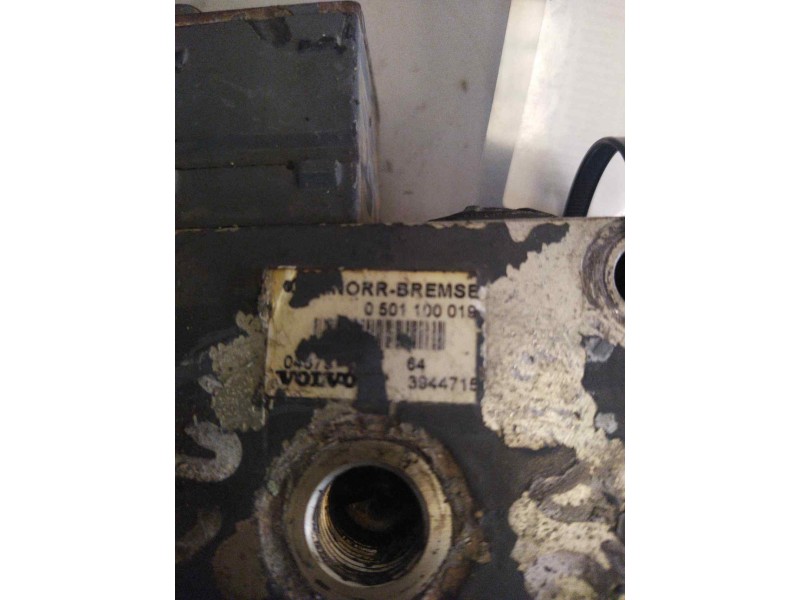 Recambio de valvula aire para volvo fh16 16.1 diesel referencia OEM IAM 3944715 0501100019 