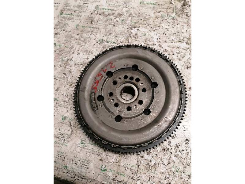 Recambio de volante motor para ford mondeo berlina (ge) ambiente referencia OEM IAM 415018110  