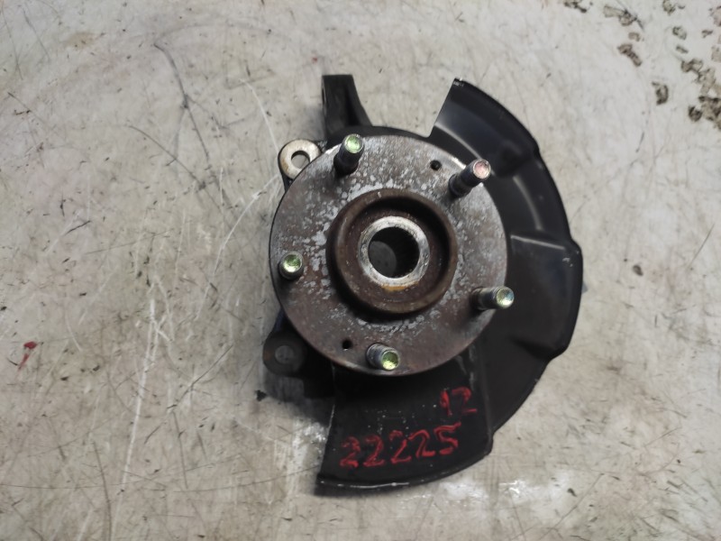 Recambio de mangueta delantera izquierda para hyundai tucson (jm) 2.0 crdi comfort (4wd) referencia OEM IAM   