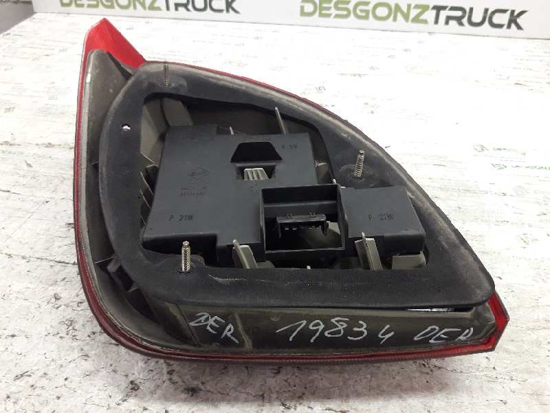 Recambio de piloto trasero derecho para ford fiesta berlina básico referencia OEM IAM 96FG13N004AA  