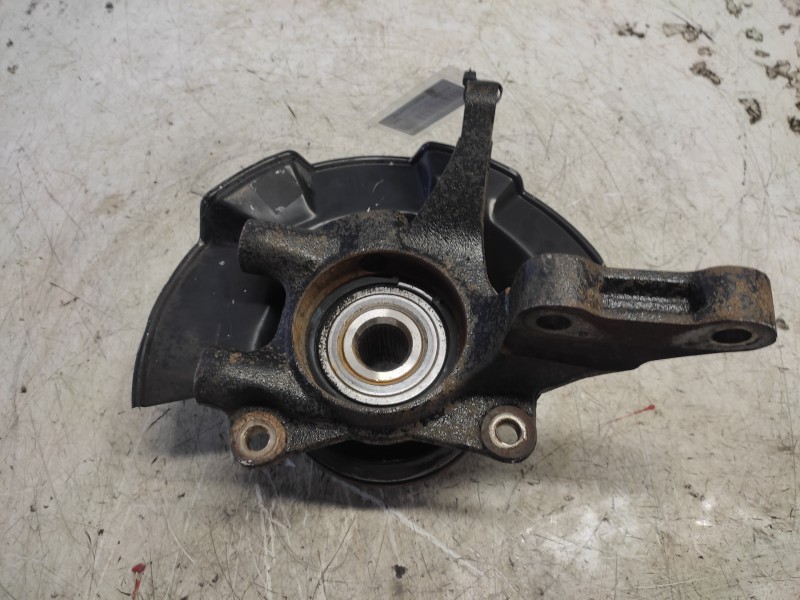 Recambio de mangueta delantera izquierda para hyundai tucson (jm) 2.0 crdi comfort (4wd) referencia OEM IAM   