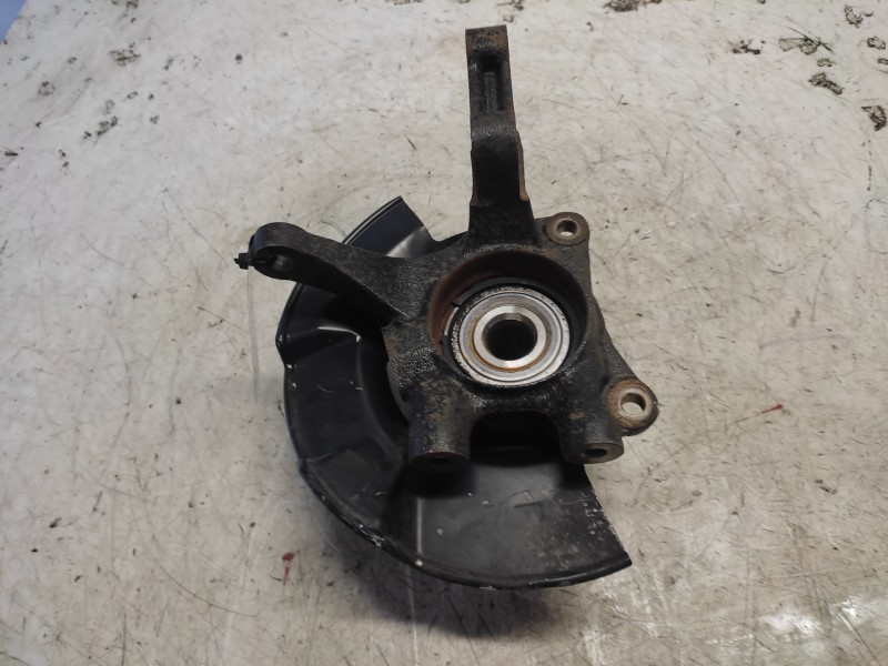 Recambio de mangueta delantera izquierda para hyundai tucson (jm) 2.0 crdi comfort (4wd) referencia OEM IAM   