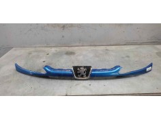 Recambio de rejilla delantera central para peugeot 206 berlina gti referencia OEM IAM   