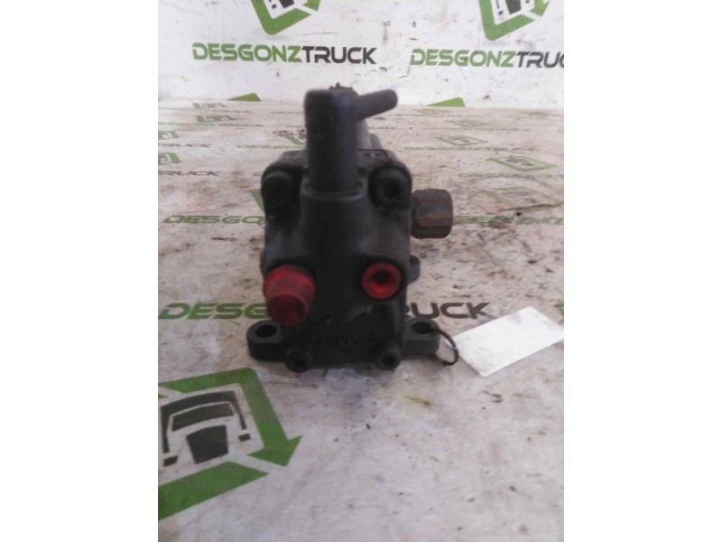 Recambio de bomba elevacion cabina para mercedes-benz axor 2-ejes 18 ton 2004 referencia OEM IAM 0015530001  