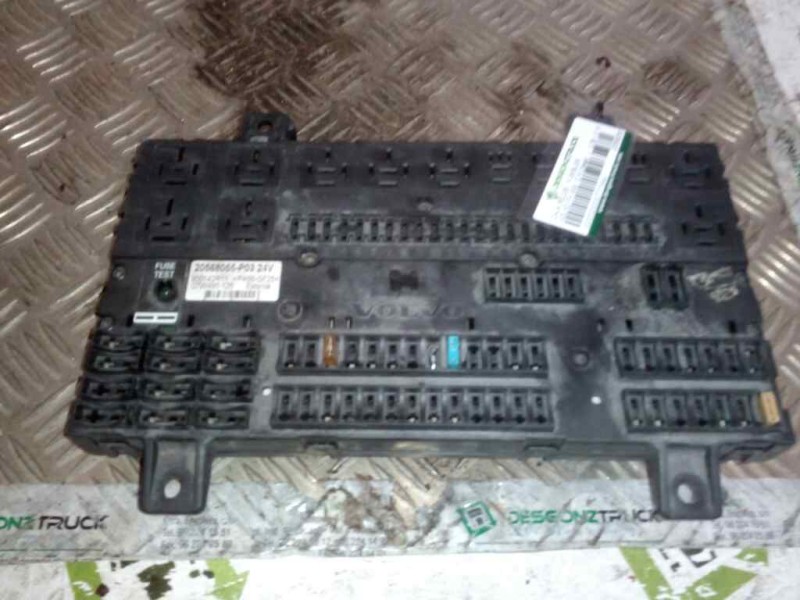 Recambio de caja reles / fusibles para volvo fh xxx 12.8 diesel referencia OEM IAM 20568055  