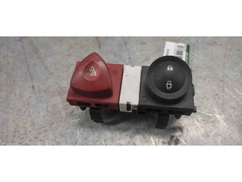 Recambio de warning para renault megane ii berlina 5p 1.4 16v referencia OEM IAM 8200095493 6 PINS 