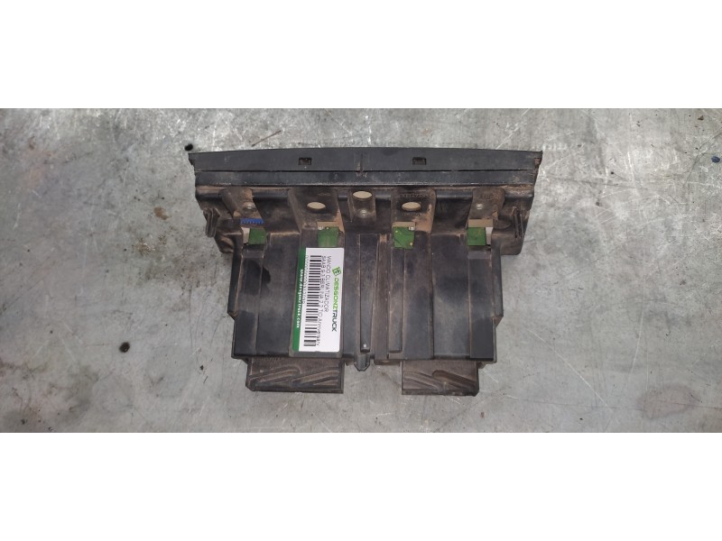 Recambio de mando climatizador para saab 9-3 berlina 2.2 tid anniversary referencia OEM IAM   