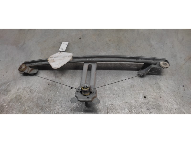 Recambio de elevalunas delantero derecho para dacia logan laureate referencia OEM IAM   MANUAL