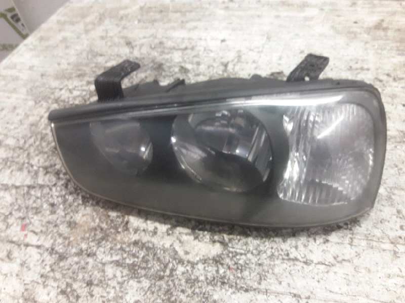 Recambio de faro izquierdo para hyundai elantra (xd) 1.6 comfort (5-ptas.) referencia OEM IAM   