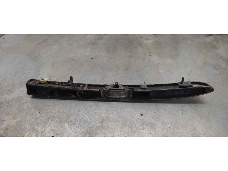 Recambio de asidero porton maletero para dacia logan laureate referencia OEM IAM 8200490253  