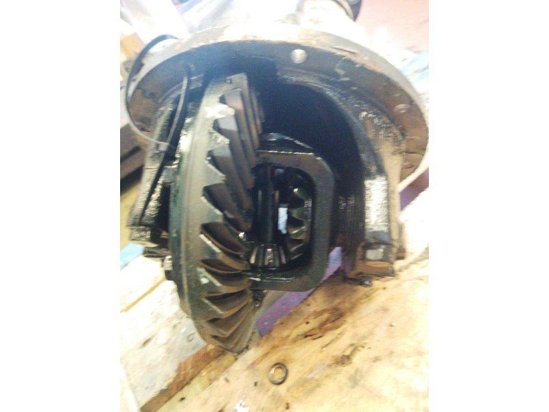 Recambio de grupo para nissan cabstar e 3.0 diesel referencia OEM IAM 37X10 31 ESTRIA DE PALIER 