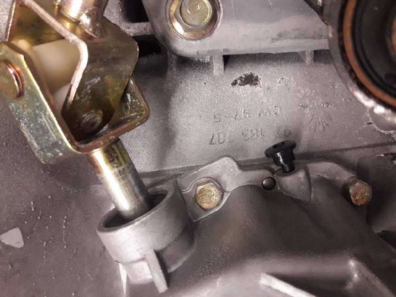 Recambio de caja cambios para daewoo nubira berlina se (1999) referencia OEM IAM 97183707  