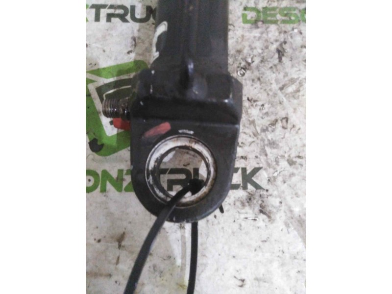 Recambio de brazo elevacion cabina para renault magnum ab 2005 12.8 diesel referencia OEM IAM 50106229264 121883 