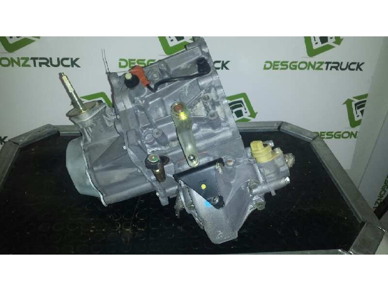 Recambio de caja cambios para peugeot 206 berlina xt referencia OEM IAM 20DL72  