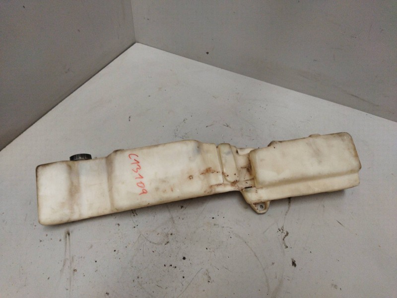 Recambio de deposito limpia para iveco eurocargo referencia OEM IAM   