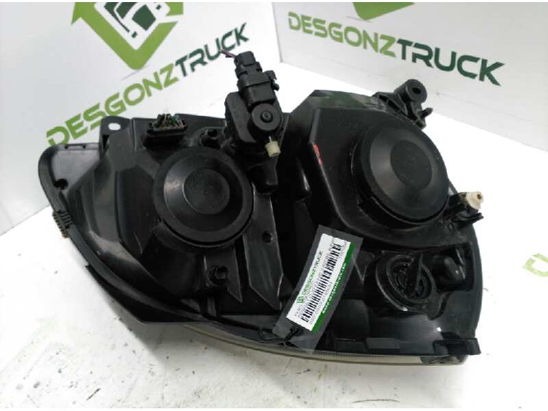 Recambio de faro izquierdo para renault clio ii fase ii (b/cb0) authentique referencia OEM IAM 7701054058  