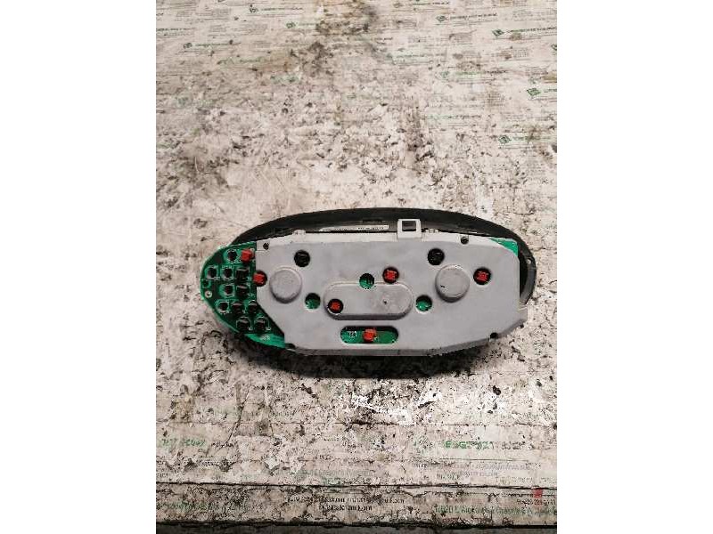 Recambio de cuadro instrumentos para lancia lancia y 1.1 cat referencia OEM IAM 06061350170  