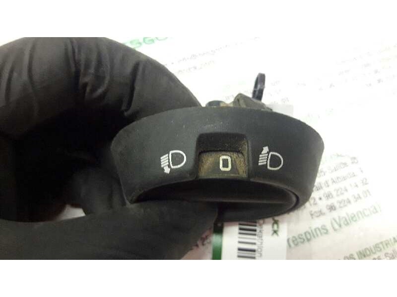 Recambio de mando luces para renault kangoo (f/kc0) dekathlon (kcoa/c/d/h) referencia OEM IAM   