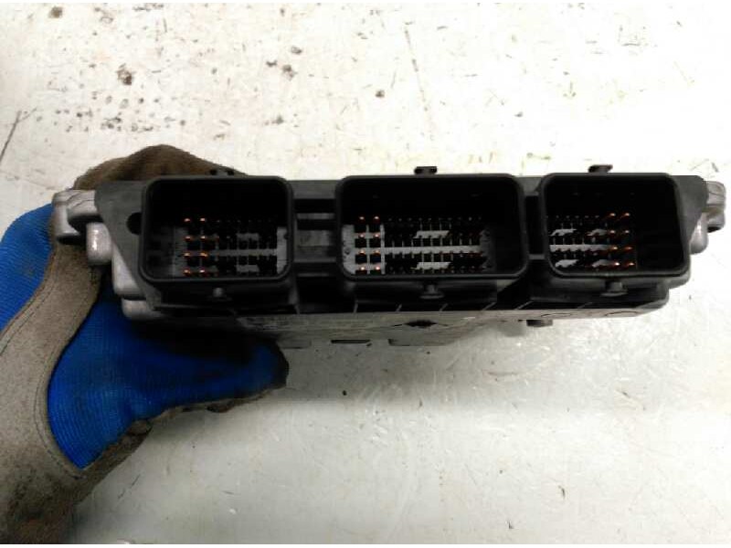 Recambio de centralita motor uce para peugeot 206 berlina e-music referencia OEM IAM 0281011089 BOSCH 