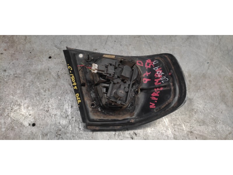 Recambio de piloto trasero derecho para nissan primera berlina (p11) 2.0 navigation referencia OEM IAM   