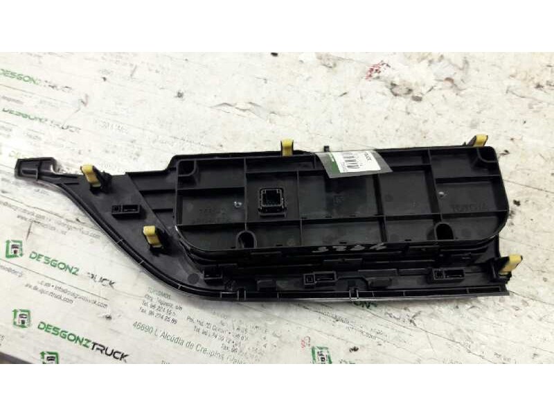 Recambio de mando climatizador para toyota auris live referencia OEM IAM 5590002380  
