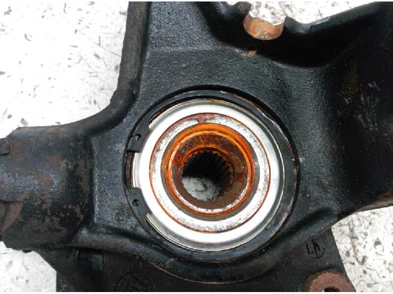 Recambio de mangueta delantera izquierda para peugeot 406 berlina (s1/s2) stdt referencia OEM IAM   