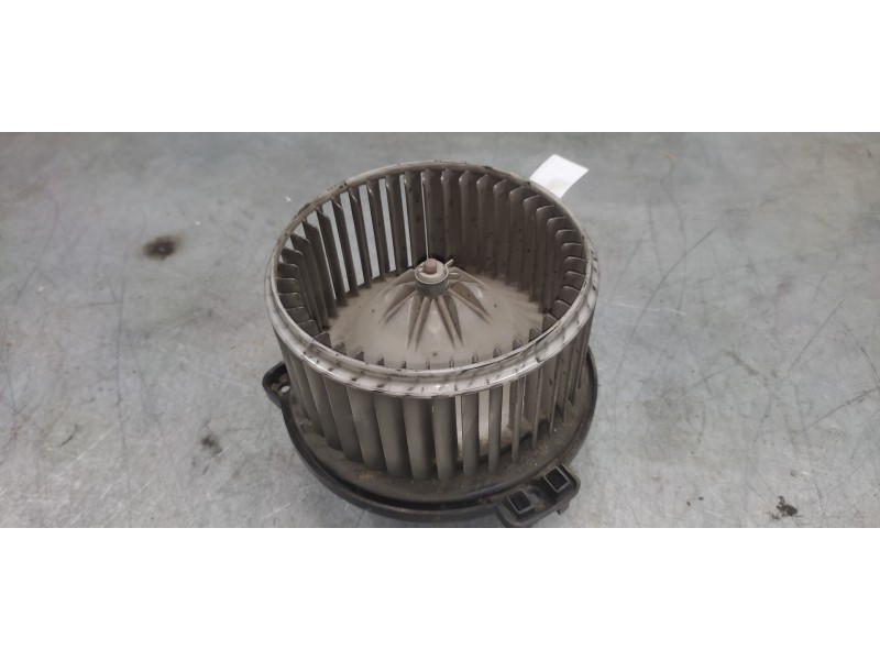 Recambio de ventilador calefaccion para kia carnival td ls referencia OEM IAM   2 PINS