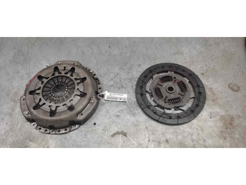 Recambio de kit embrague para ford focus turnier (cak) ambiente referencia OEM IAM 322030310  