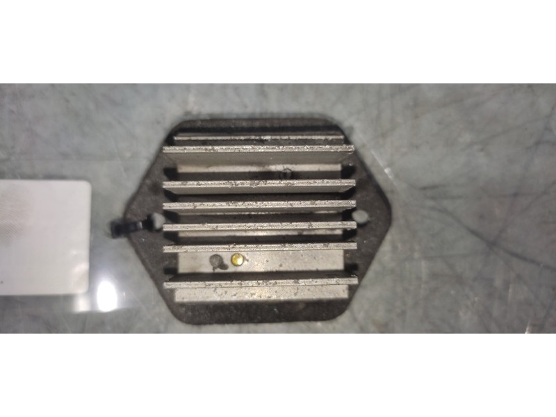 Recambio de resistencia calefaccion para kia carnival td ls referencia OEM IAM   4 PINS