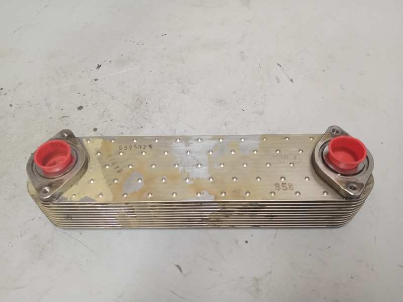 Recambio de enfriador aceite motor para iveco stralis (as) 11.1 diesel referencia OEM IAM 5801489595  