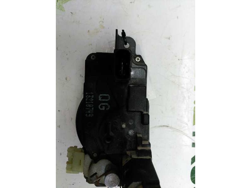 Recambio de cerradura puerta delantera derecha para opel astra h berlina 1.7 16v cdti referencia OEM IAM QG13210749  
