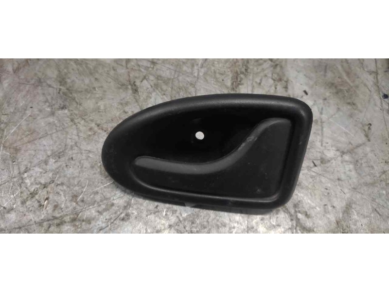 Recambio de maneta interior trasera derecha para dacia logan laureate referencia OEM IAM 7700830079  