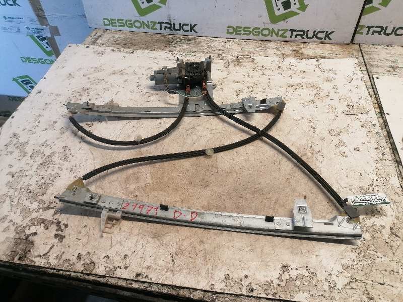 Recambio de elevalunas delantero derecho para citroën xsara picasso 2.0 hdi satisfaction ii referencia OEM IAM 0130821762 2 PINS