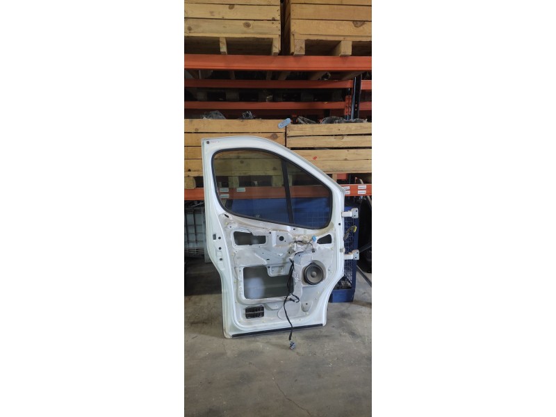 Recambio de puerta delantera izquierda para renault trafic combi (ab 4.01) 1.9 diesel referencia OEM IAM   