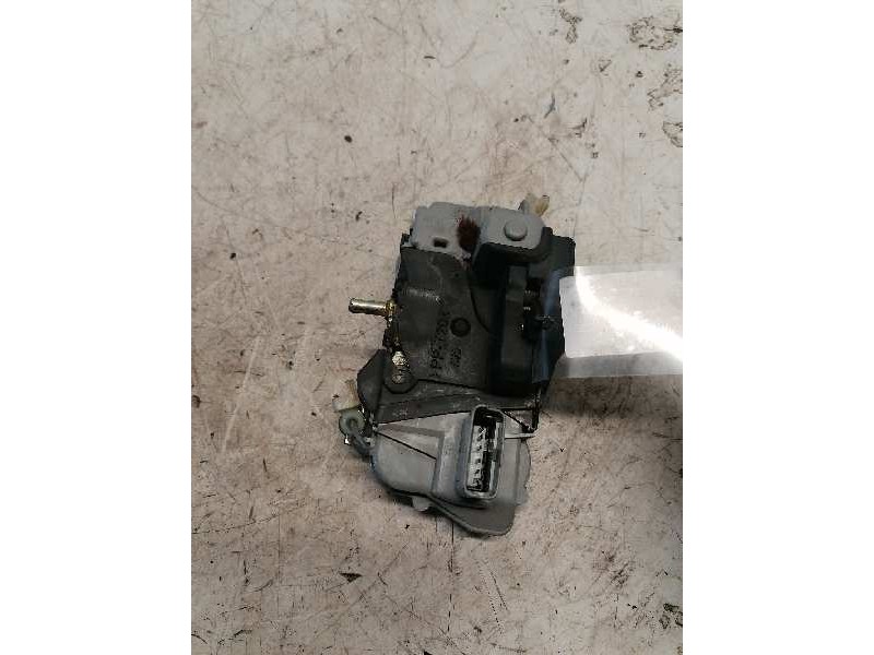 Recambio de cerradura puerta delantera izquierda para citroën xsara picasso 2.0 hdi satisfaction ii referencia OEM IAM   6 PINS