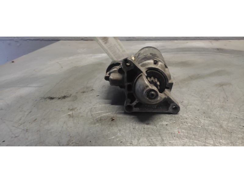 Recambio de motor arranque para peugeot 205 berlina 1.8 diesel cat referencia OEM IAM 0001110017 11 DIENTES 