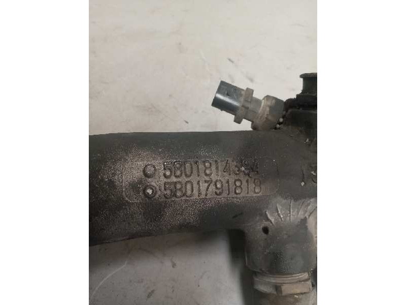 Recambio de tubo para iveco stralis (as) 11.1 diesel referencia OEM IAM 5801814394 5801791818 TUBERIA AGUA REFRIGERANTE