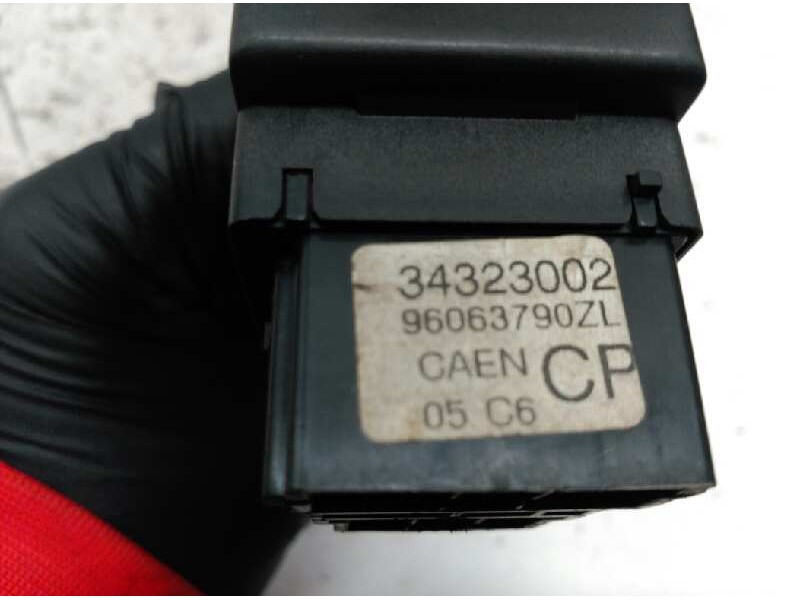 Recambio de mando intermitentes para peugeot 406 berlina (s1/s2) stdt referencia OEM IAM 96063790ZL  
