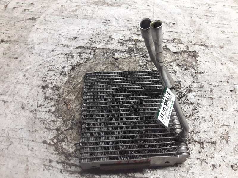 Recambio de evaporador aire acondicionado para ford fiesta (cbk) ambiente referencia OEM IAM   