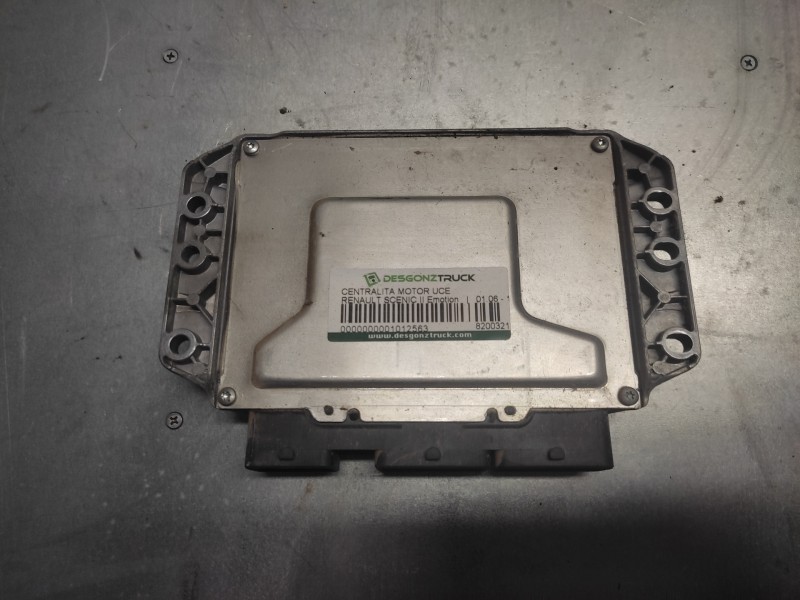 Recambio de centralita motor uce para renault scenic ii emotion referencia OEM IAM 8200321263 8200387138 215842882A