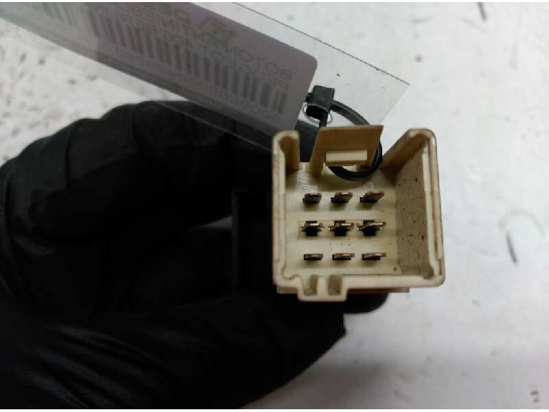 Recambio de boton antiniebla para peugeot 406 berlina (s1/s2) stdt referencia OEM IAM   