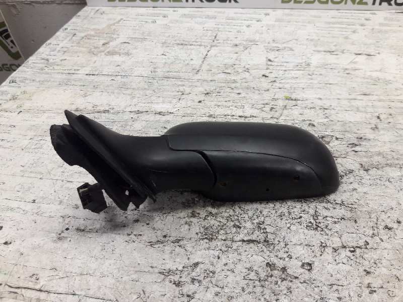 Recambio de retrovisor izquierdo para audi a3 (8l) 1.8 ambiente referencia OEM IAM 015683 VM042L 
