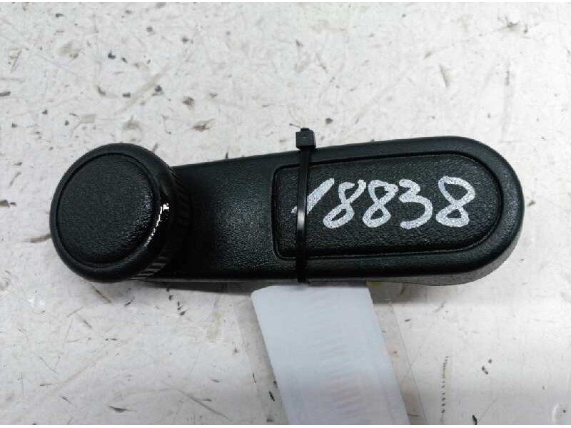 Recambio de maneta elevalunas trasera derecha para citroën xantia berlina 1.9 td sx referencia OEM IAM   