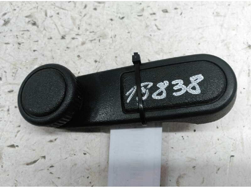 Recambio de maneta elevalunas trasera izquierda para citroën xantia berlina 1.9 td sx referencia OEM IAM   