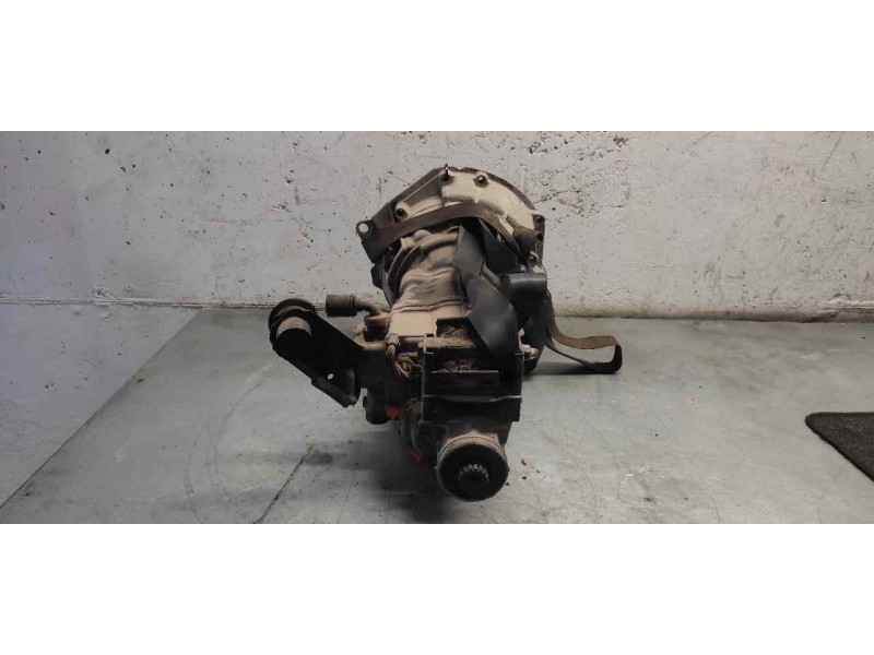 Recambio de caja cambios para pegaso trucks ekus 100-40 referencia OEM IAM V008301103B 02069SU 