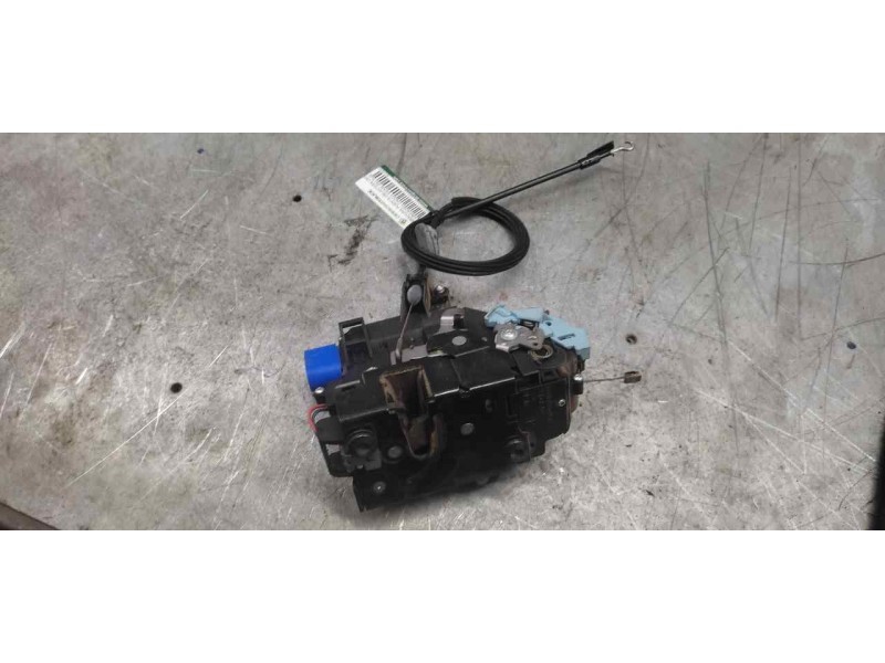 Recambio de cerradura puerta delantera derecha para volkswagen caddy ka/kb (2k) furg. referencia OEM IAM 3D1837016AC 9 PINS 