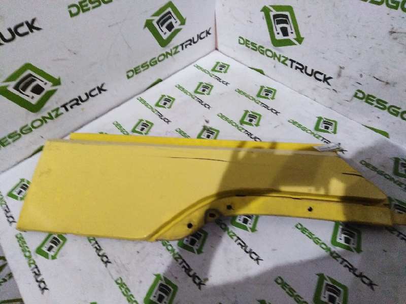 Recambio de moldura trasera cabina para volvo fh xxx 12.8 diesel referencia OEM IAM 3175930 PARTE DERECHA 